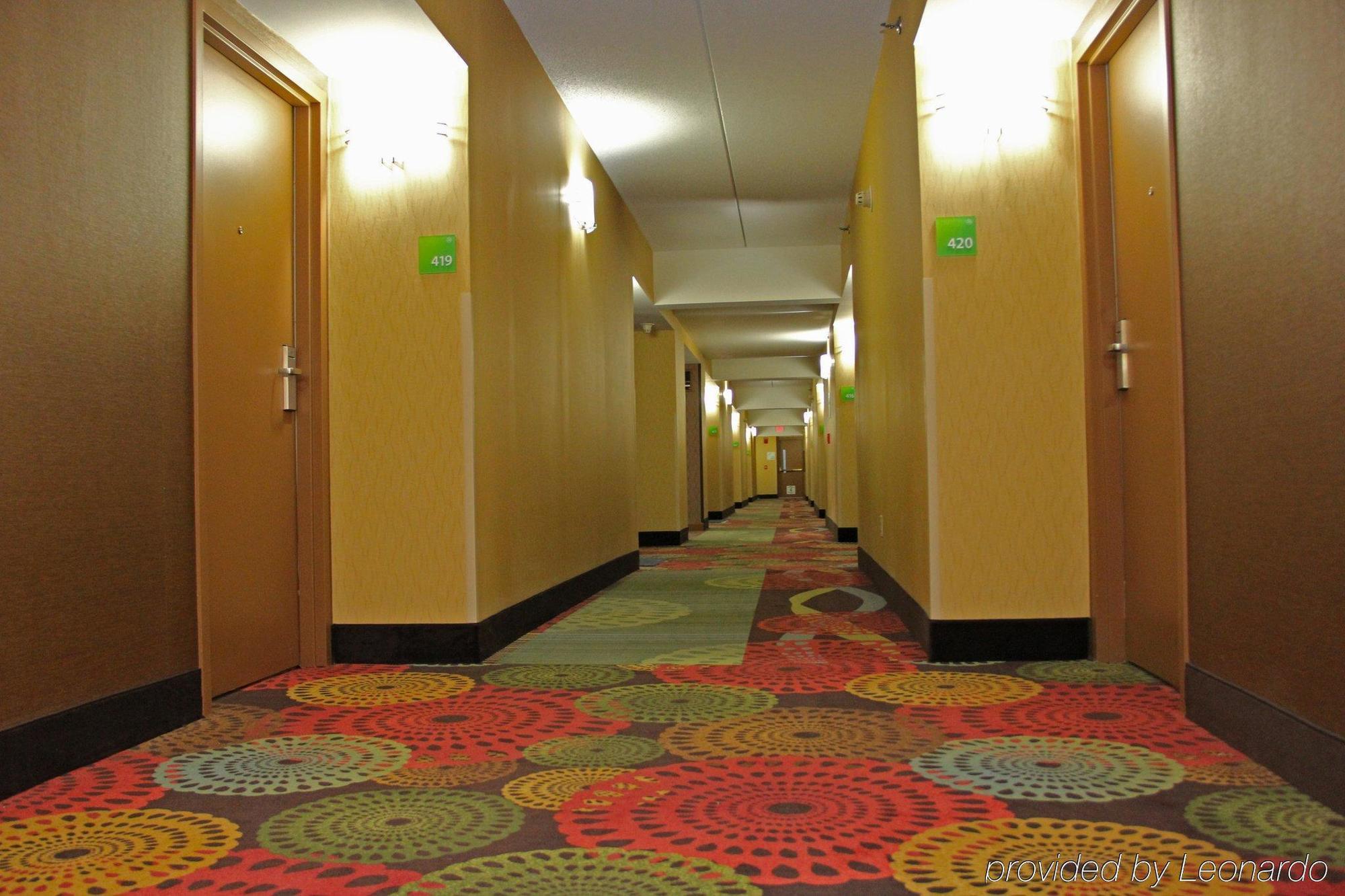 Holiday Inn Charlotte University By Ihg Exteriér fotografie