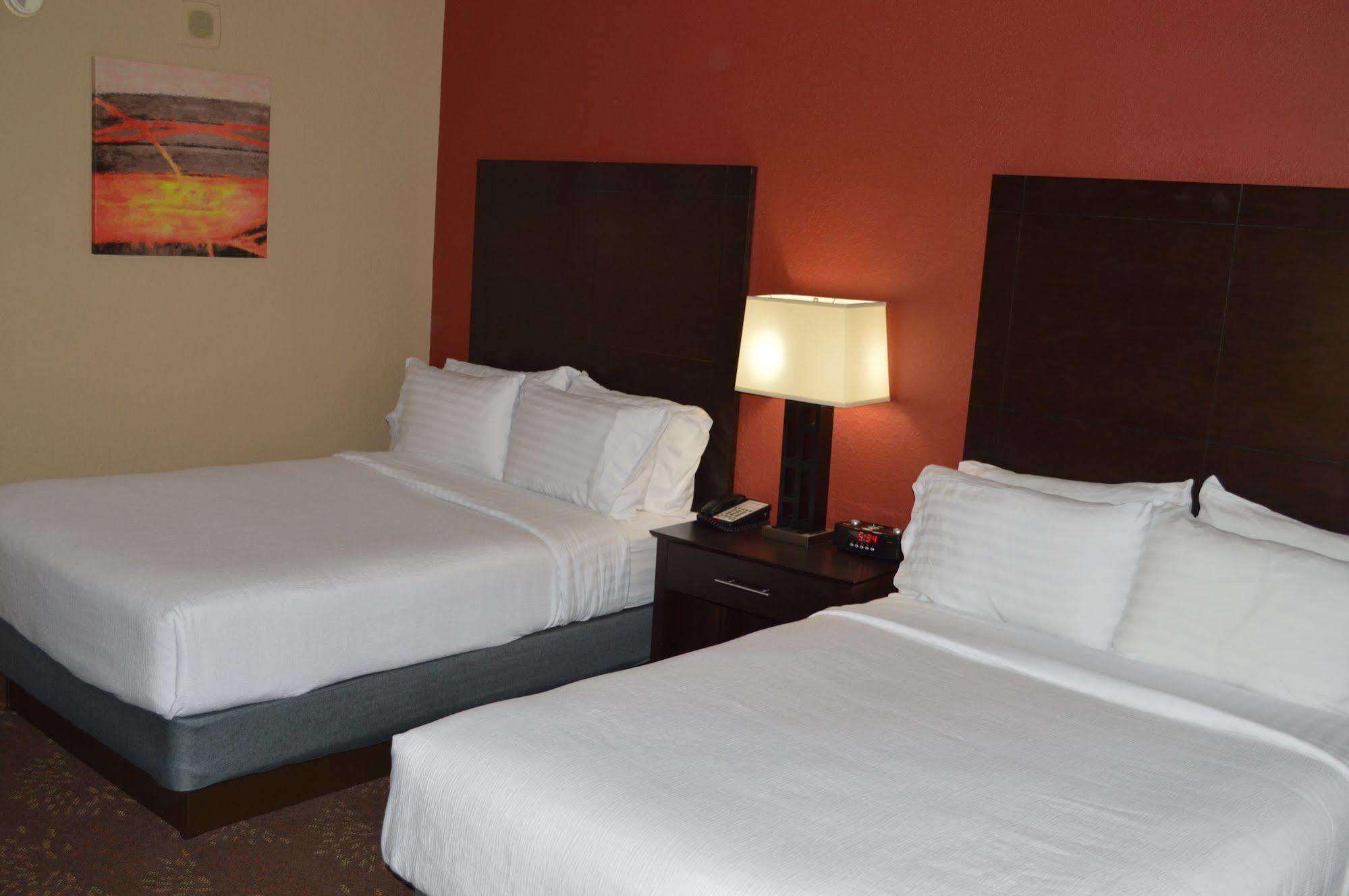 Holiday Inn Charlotte University By Ihg Exteriér fotografie