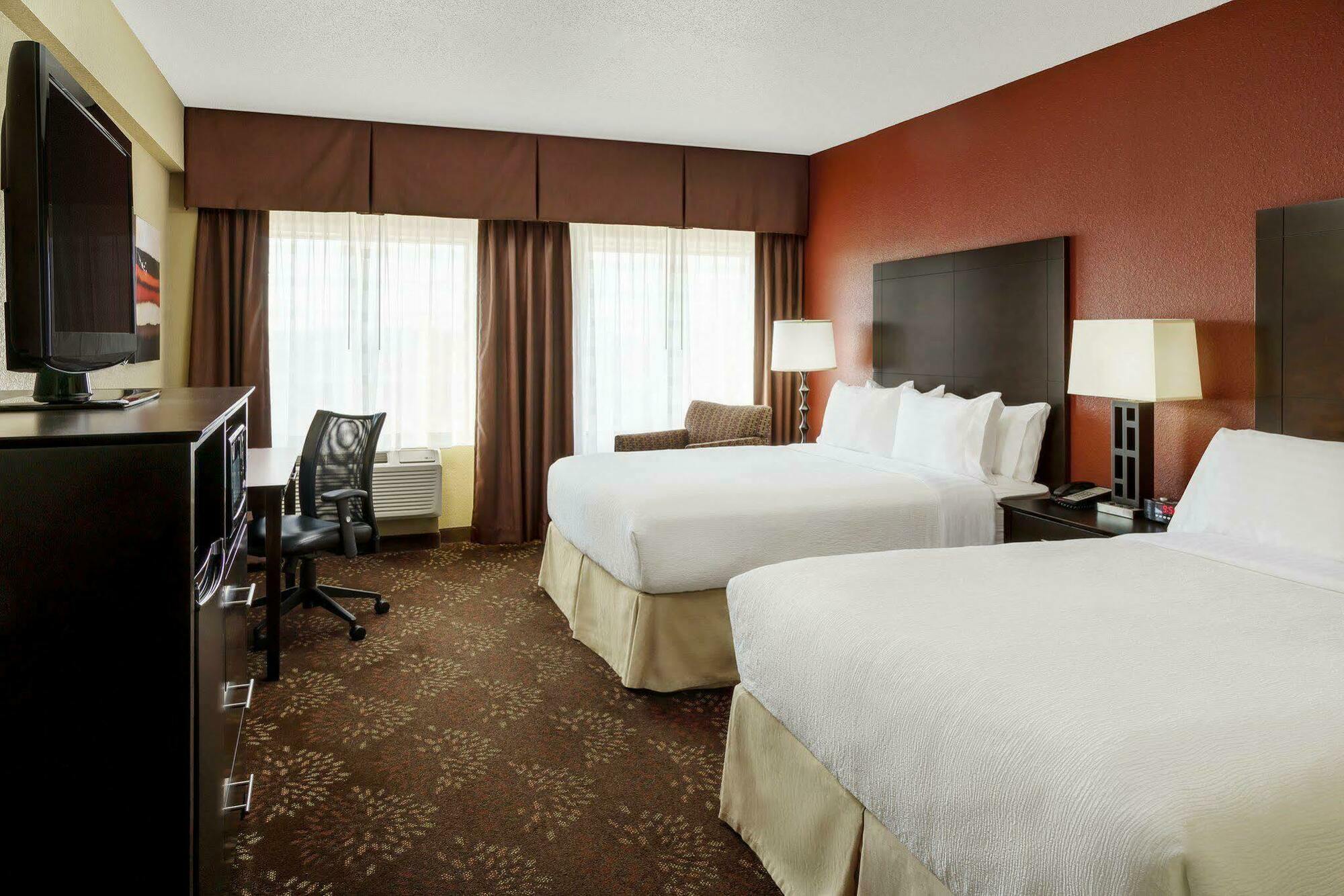 Holiday Inn Charlotte University By Ihg Exteriér fotografie